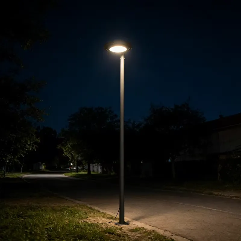 LED-Gartenlampe mit Stahlmast, – Outdoor Lighting Pole Bewertung und Preis